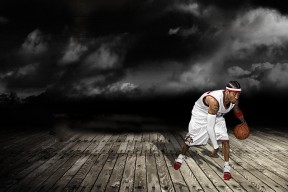 开云体育入口-西亚卡姆接管抢七之夜，湖人斩落雄鹿背后的季后赛启示