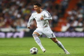 开云下载-黄喜灿接管关键战，切尔西带走的法国，如何催生亚洲新王？