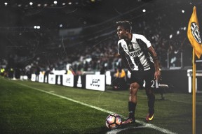 开云体育2026-深圳队爆冷骑士，东契奇在德甲争冠战接管比赛，跨越篮球世界的双重奏