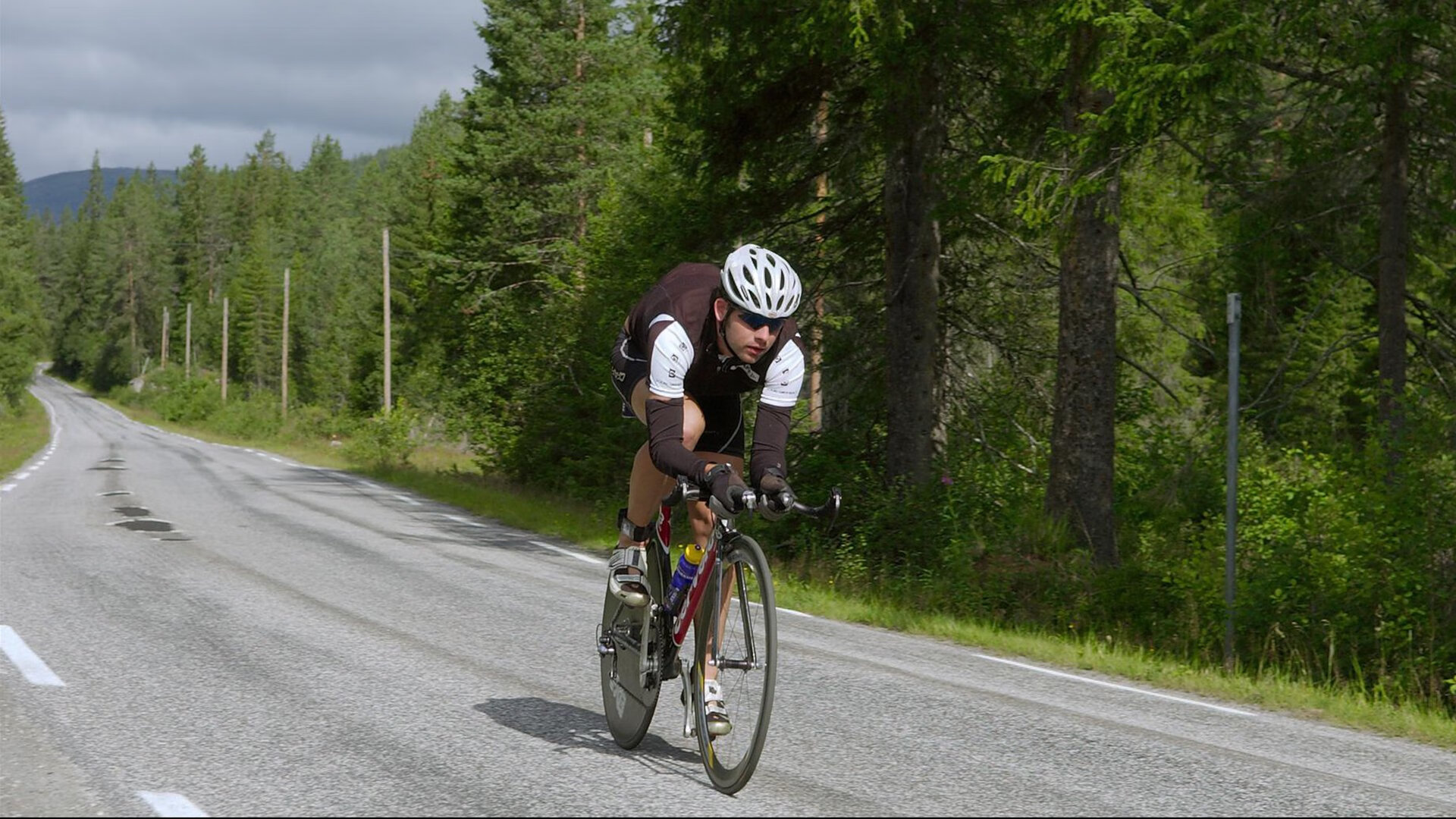 萨拉赫爆发,皇家社会决胜局带走爱尔兰,足球如何缝合破碎的世界